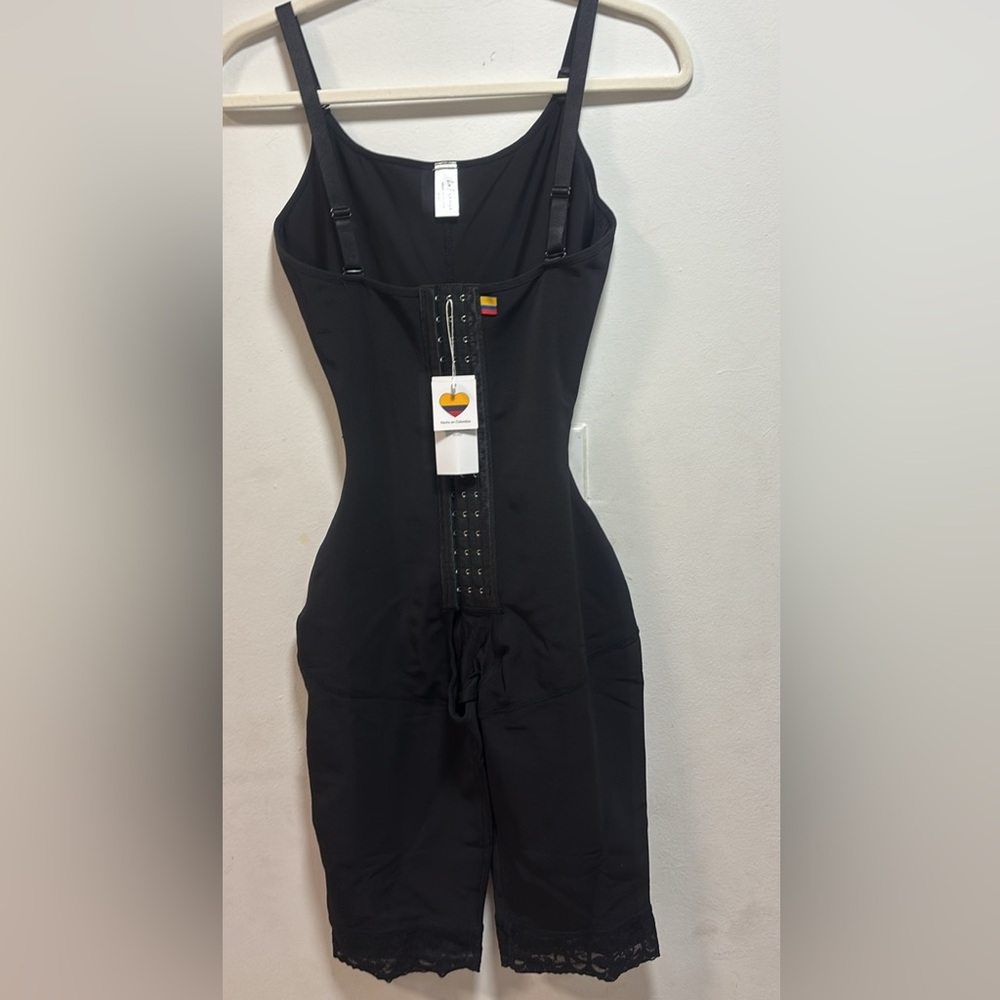 Hourglass Colombian Faja